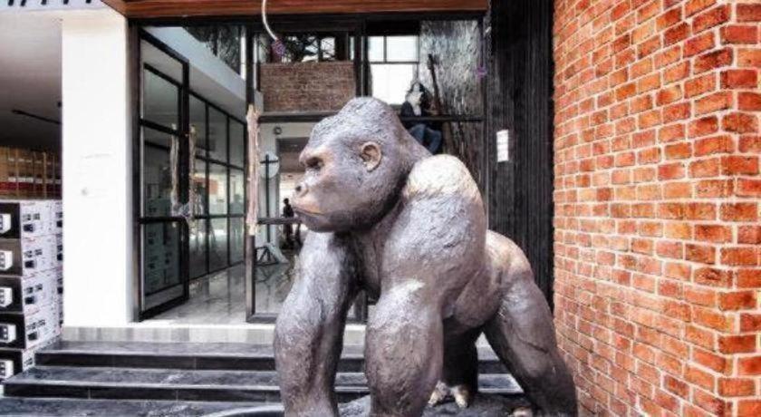 Sleep With Me Hotel 3*