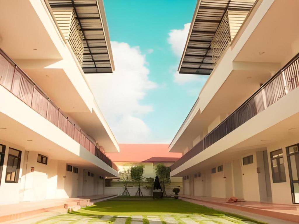 Hotel Yellow Moon Pattaya