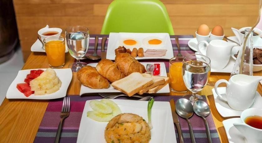 Seven Zea Chic Hotel 4*