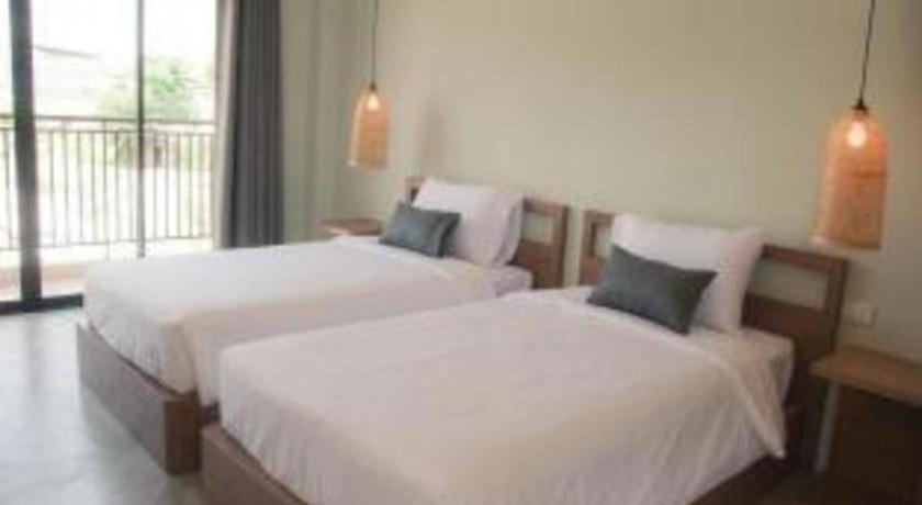 Yellow Moon 2* Pattaya