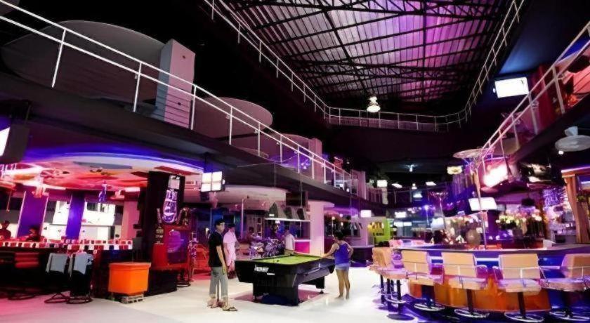 Hotel R-con Blue Ocean Pattaya