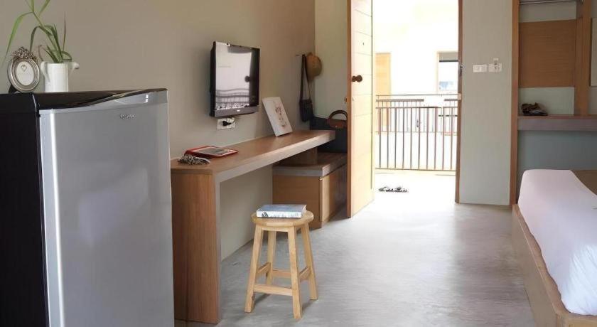 Yellow Moon Hotel 2*