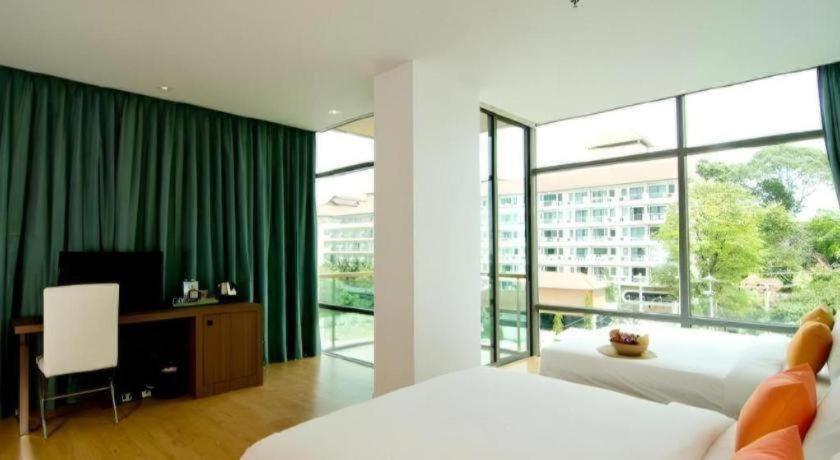 Seven Zea Chic Hotel 4*