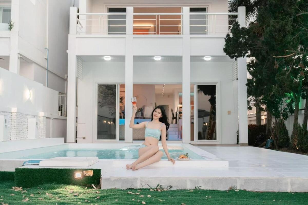 芭提雅海景别墅 *