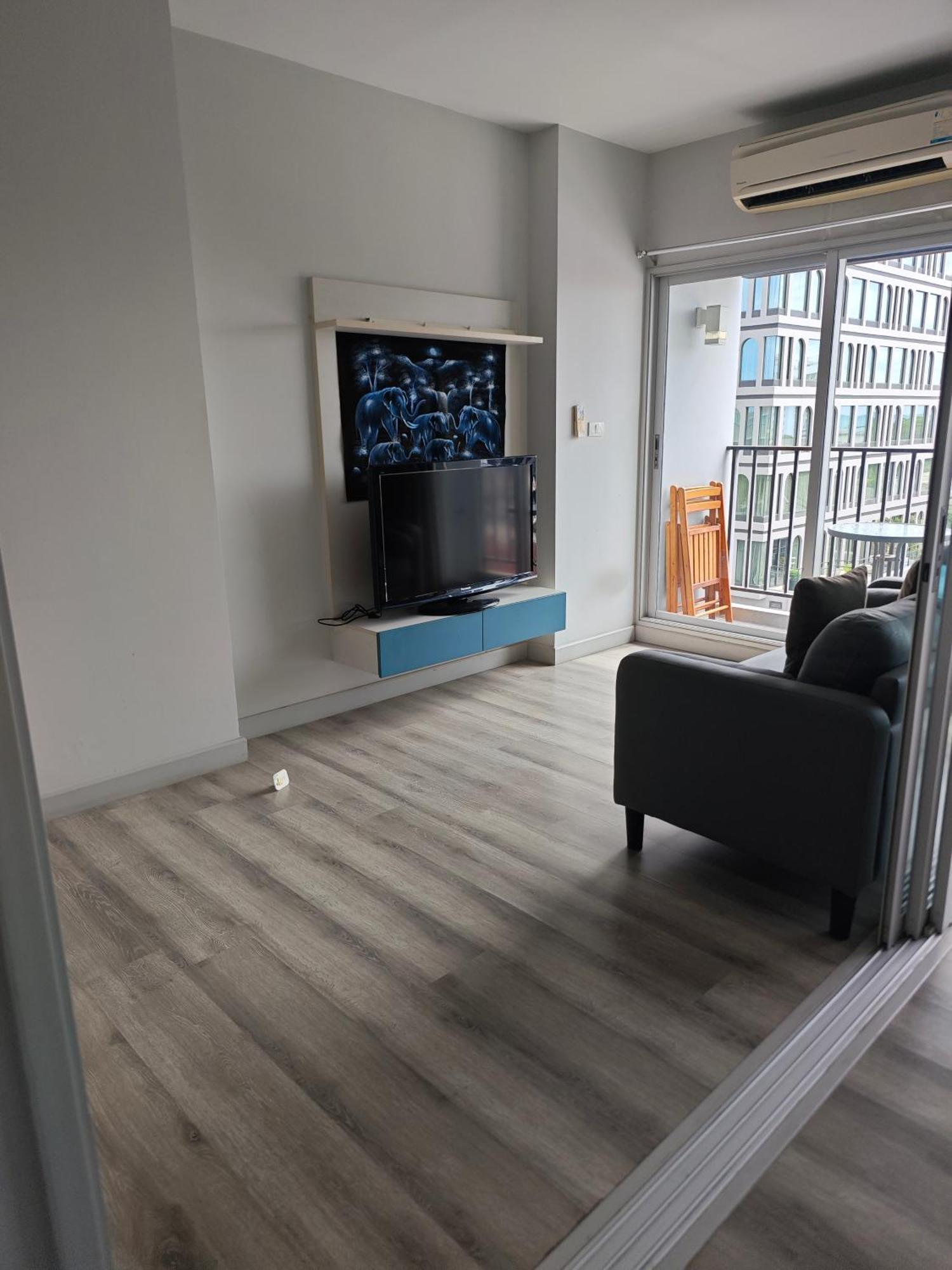 Apartment 芭提雅中心海公寓唯美日落情侣度假 *