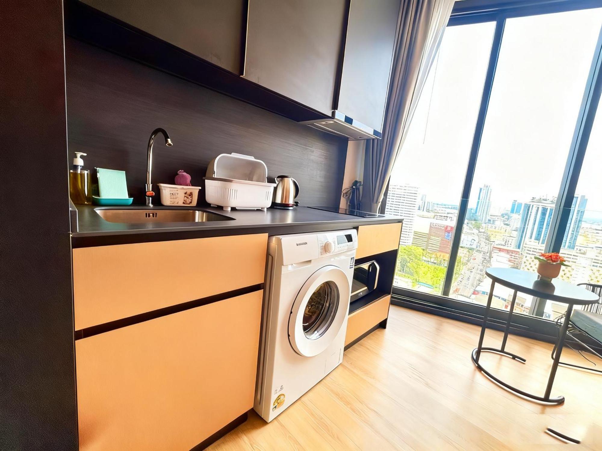 芭提雅海滩公寓预定 高层海景房 免费健身房 临近海滩 23f Apartment *