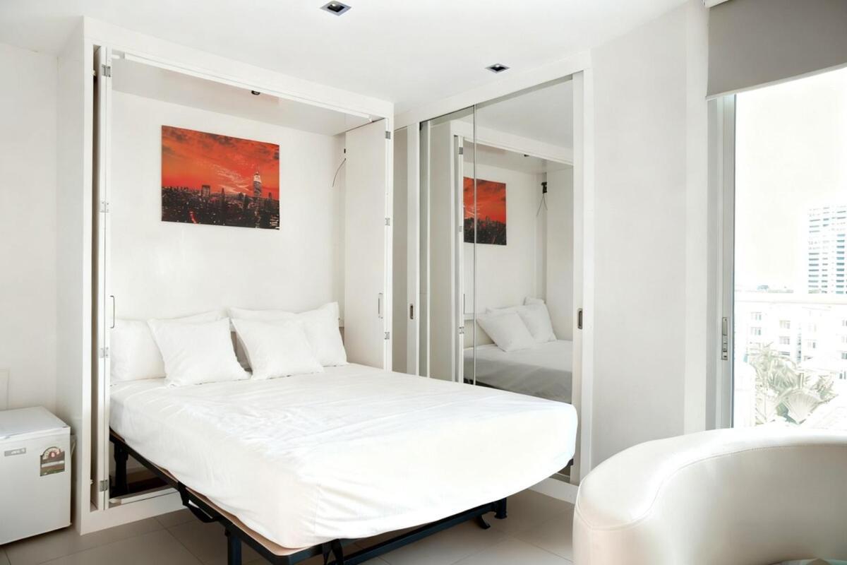 芭提雅瞰海无边泳景泳池健身房公寓 直达海滩椰子树旁 Apartment Pattaya