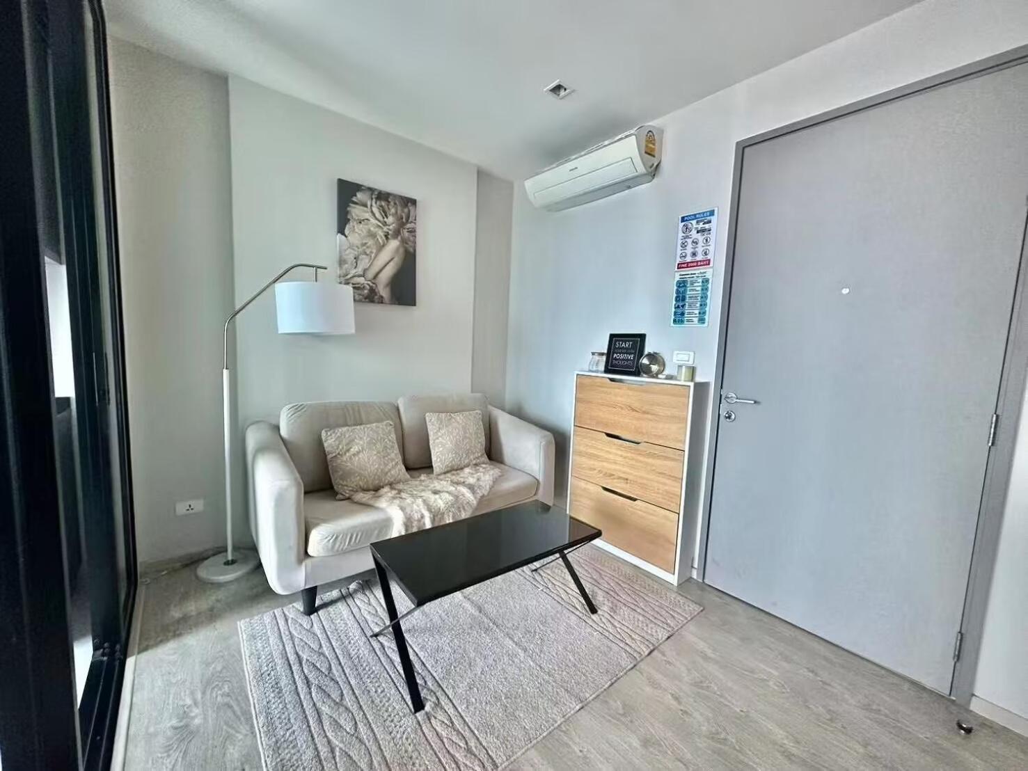 Apartment The Base 市中心公寓 无边游泳池