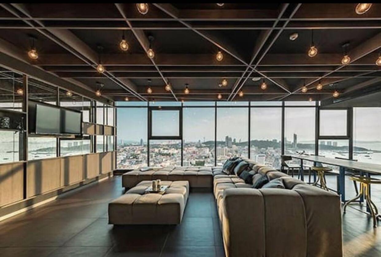 The Base芭提雅市中心 出门商场711海滩 泼水节最热闹地方 Apartment Pattaya