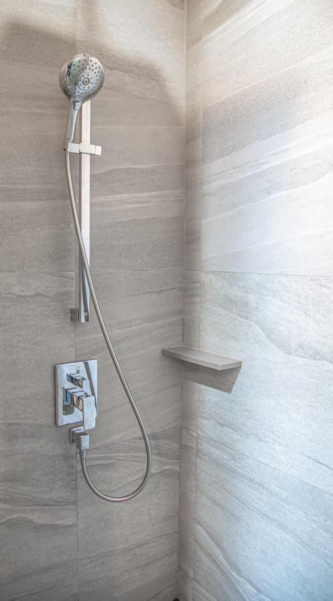 Apartment 芭提雅edge极致高端景观房-海景城景巨大顶楼泳池-健身房按摩房乒乓球室花园餐厅 Pattaya