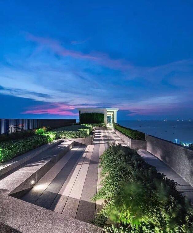 芭提雅the Base单卧室套房超大无边泳池 海滩300米 周边商场夜市 Pattaya