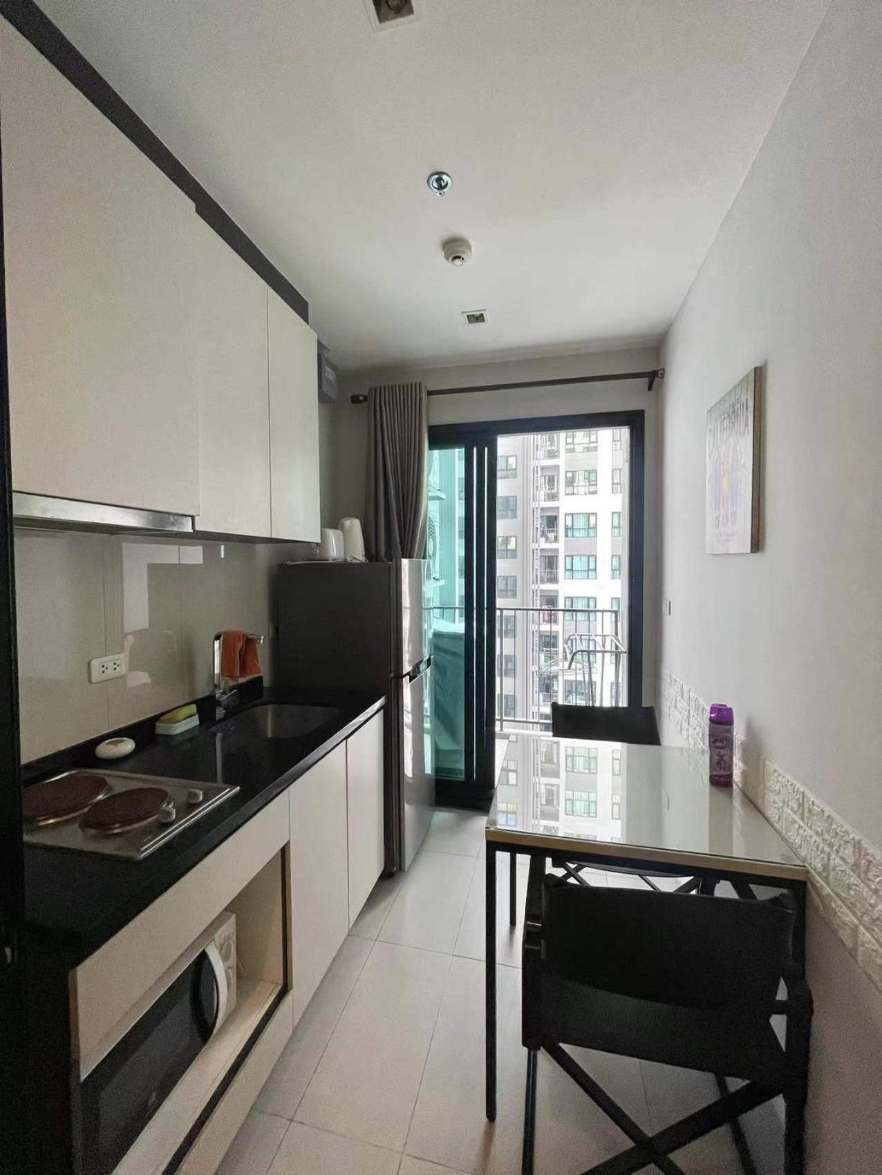 The Base芭提雅市中心 出门商场711海滩 泼水节最热闹地方 Pattaya