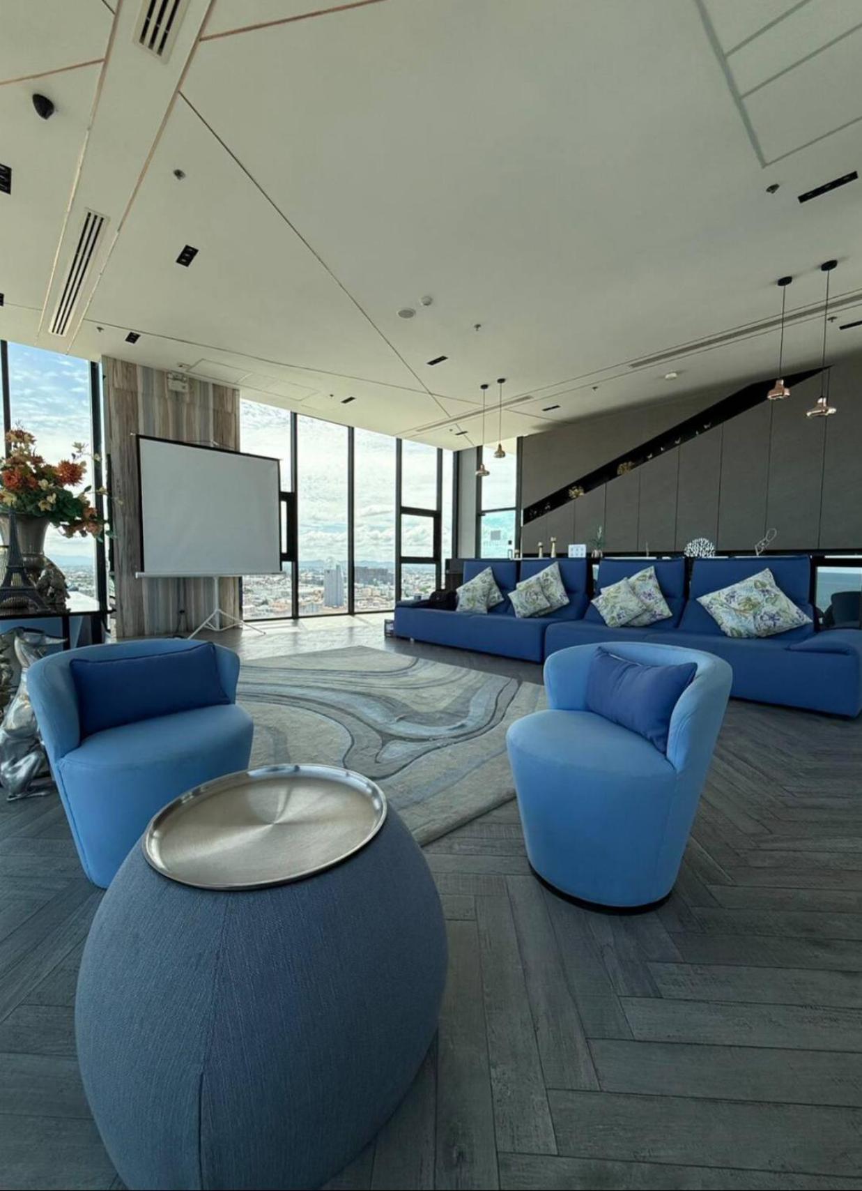 Apartment 22芭提雅市中心2卧室套房 海景无边泳池 繁华街道 *