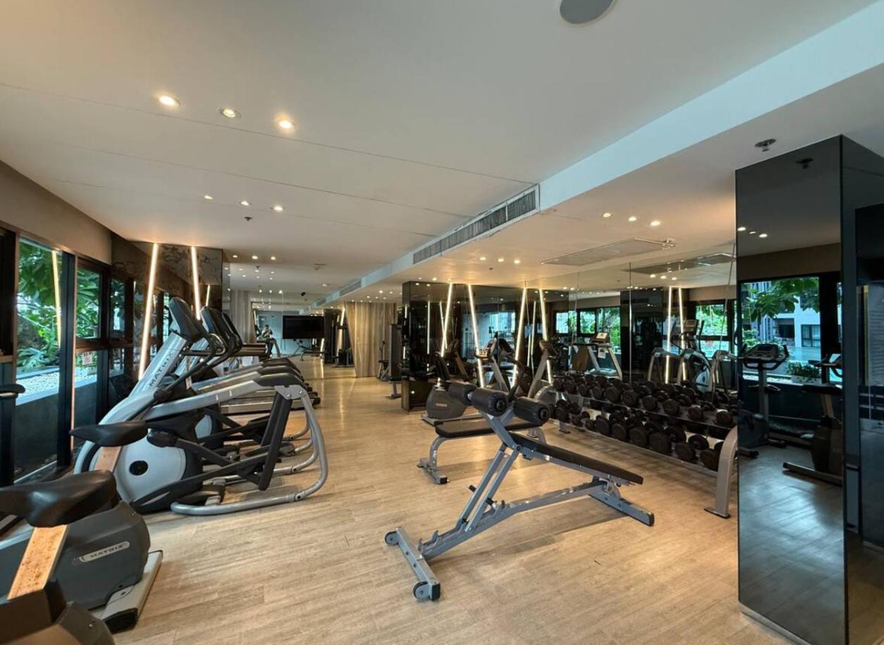 Apartment 22a芭提雅市中心繁华街道 单卧室 高速网络 网红无边泳池 Pattaya