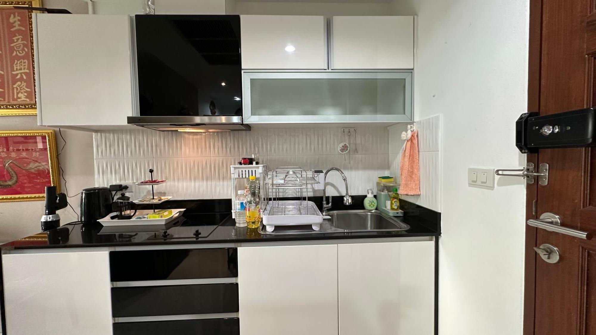 The Axis Pattayaใจกลางเมืองวิวทะเลภูเขา Apartment Pattaya