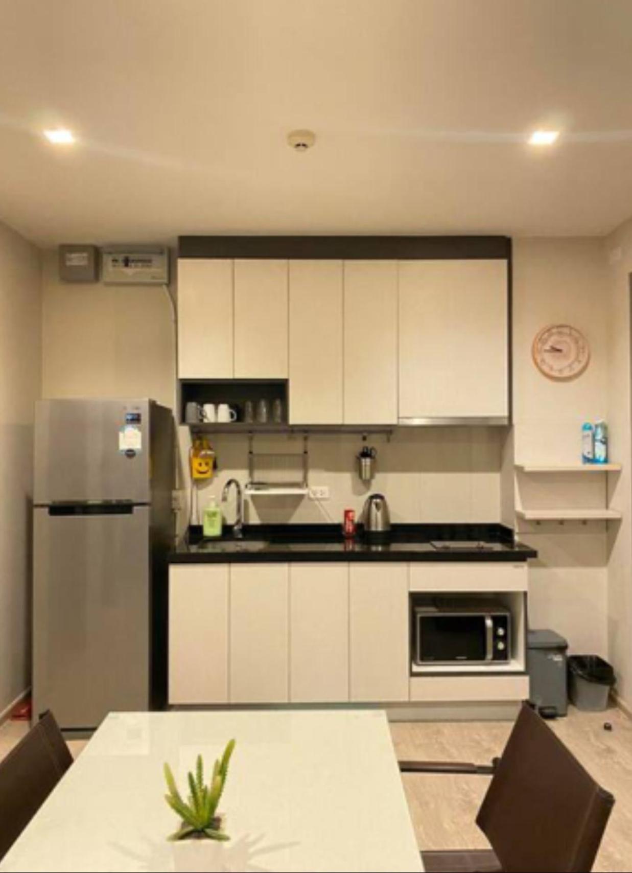 Apartment 22芭提雅市中心2卧室套房 海景无边泳池 繁华街道 *