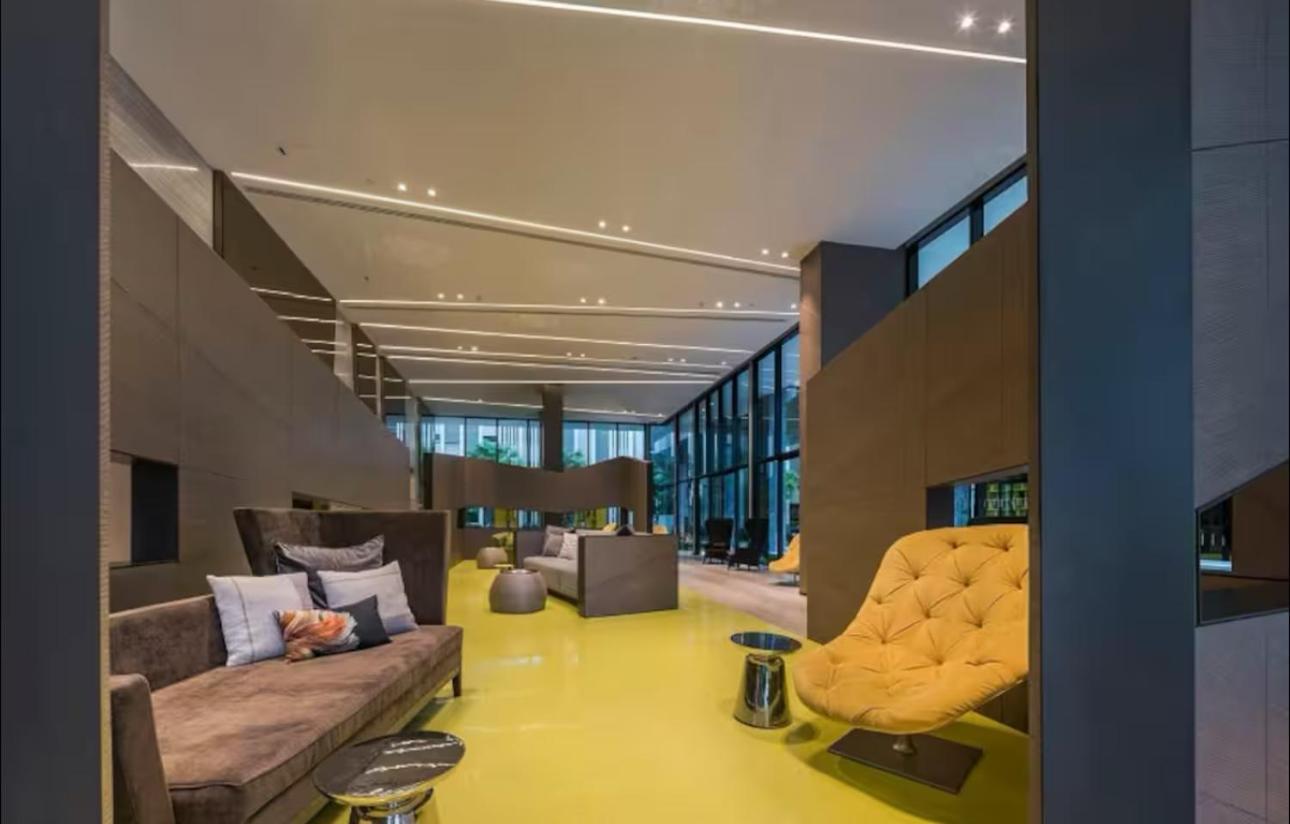 22芭提雅市中心2卧室套房 海景无边泳池 繁华街道 Apartment Pattaya