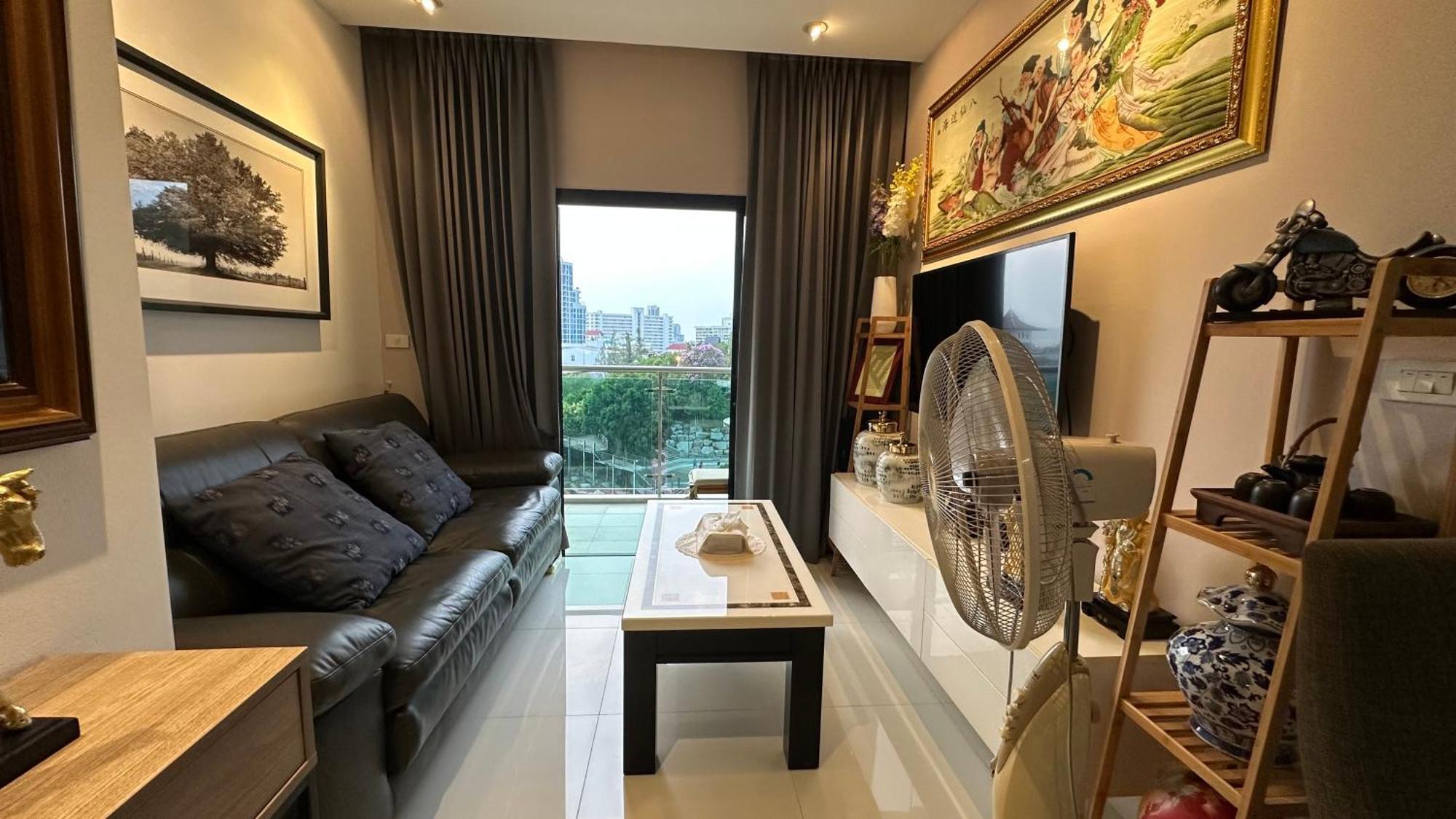The Axis Pattayaใจกลางเมืองวิวทะเลภูเขา Apartment Pattaya