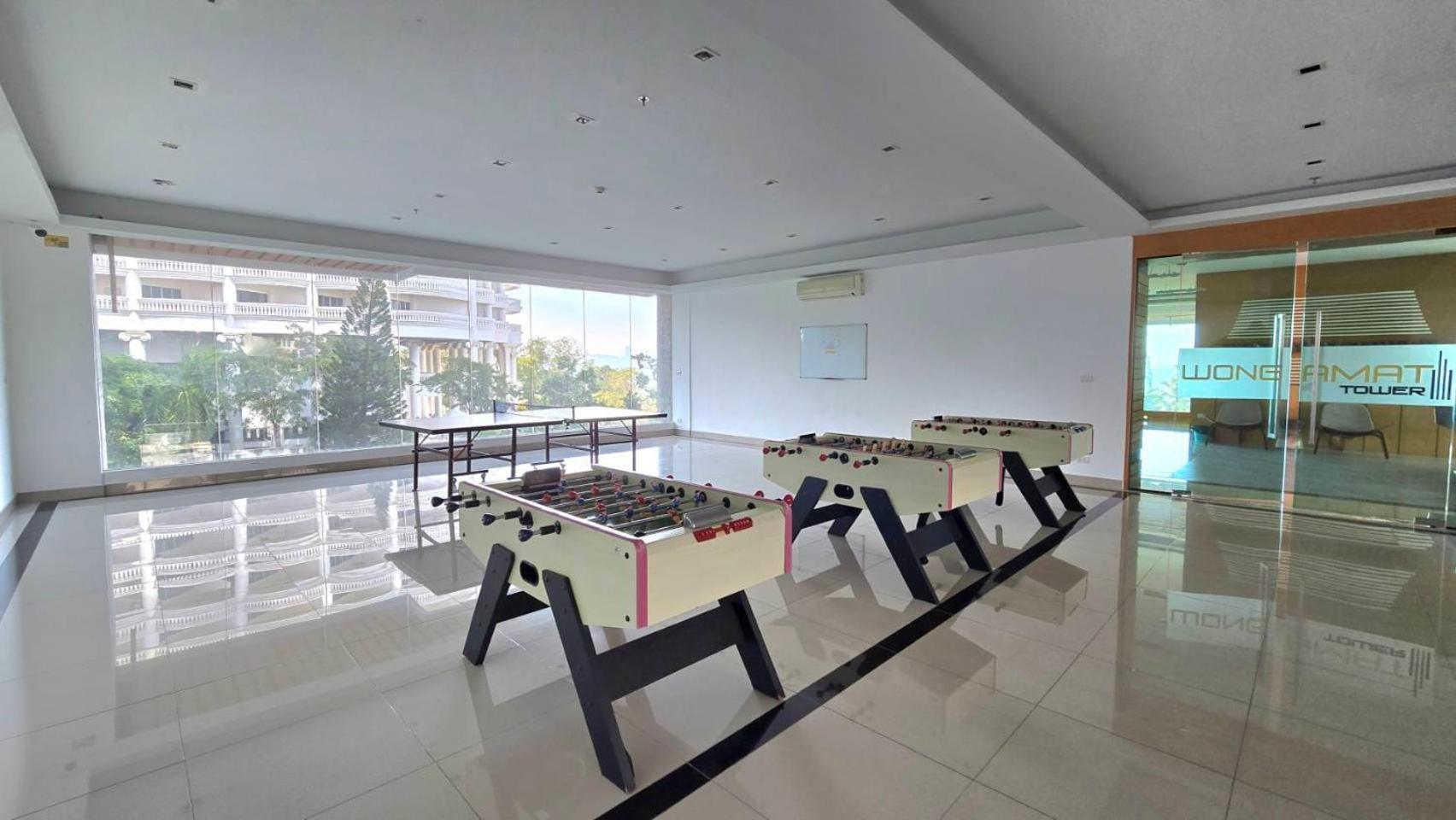 Wong Amat Tower 2808 Apartment