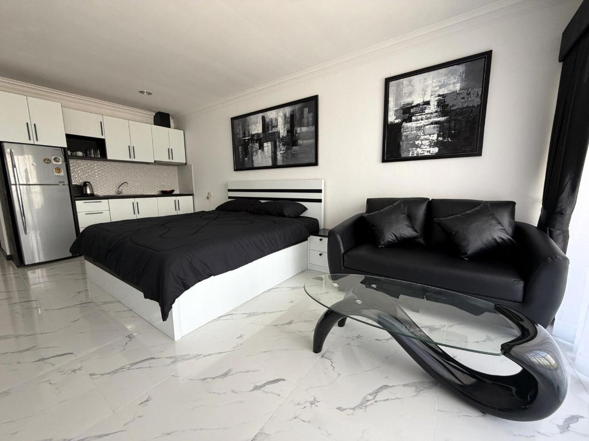 1-bedroom Pool-view With Large Balcony - Jomtien Holiday home