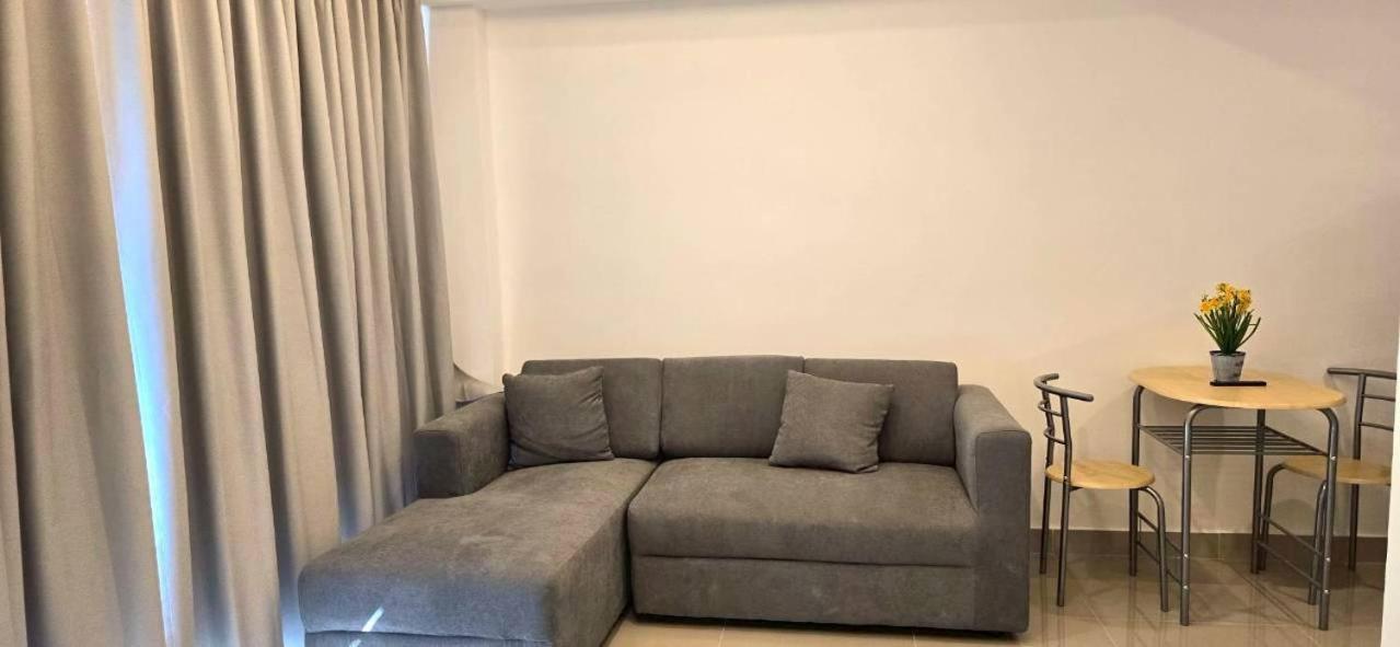 1br In Center Apartment Pattaya