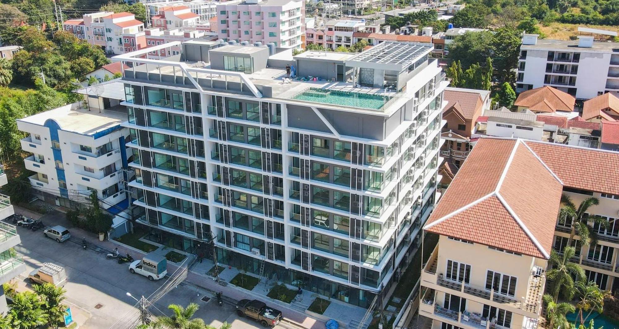 Cozy With Swimming Pool, Gym, Sauna, Great Location, Near Beach, Easy Transport - Guest Friendly Apartment