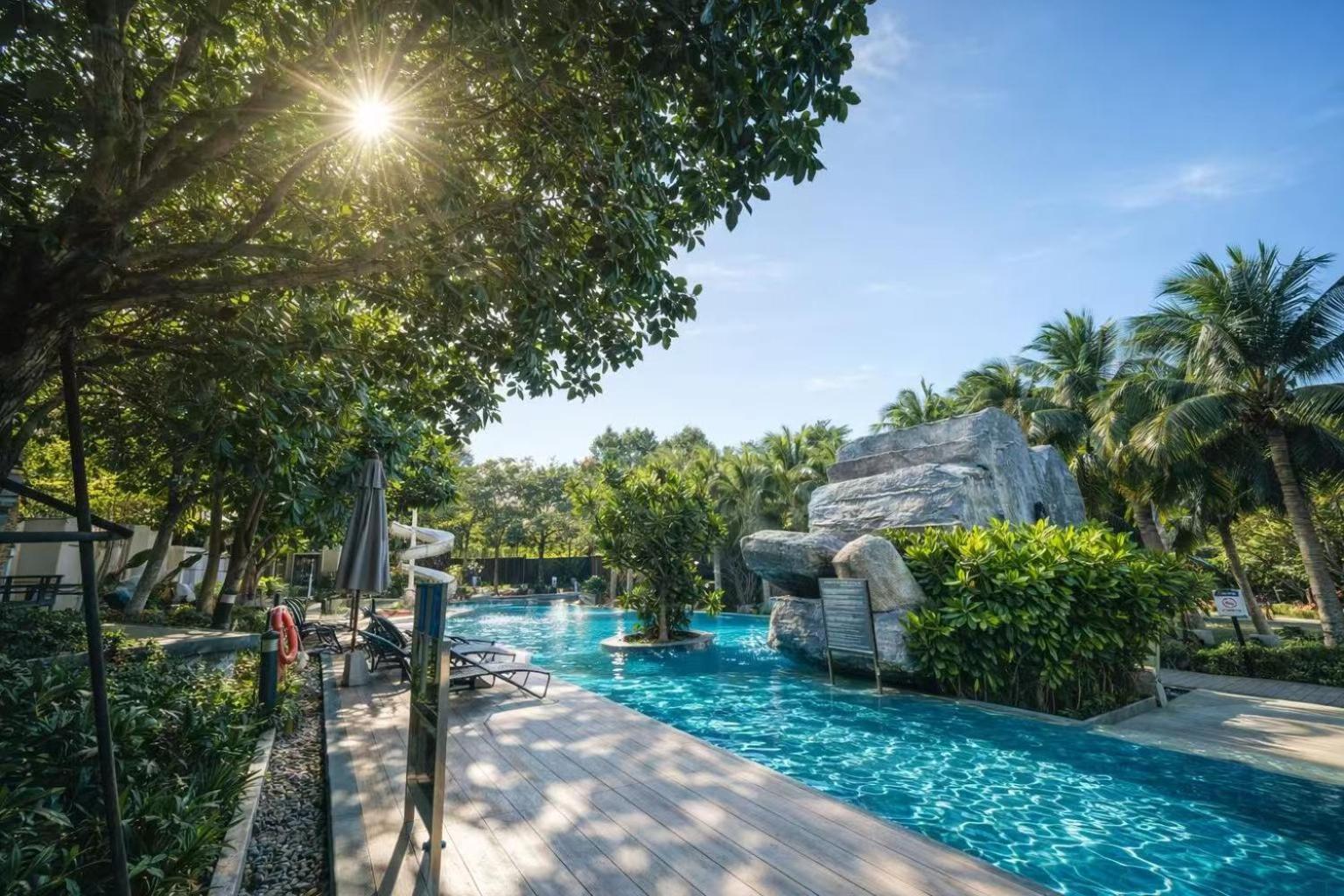 芭提雅 市中心公寓预定 紧邻海滩 步行街 适合长租 家庭套房 Unixx