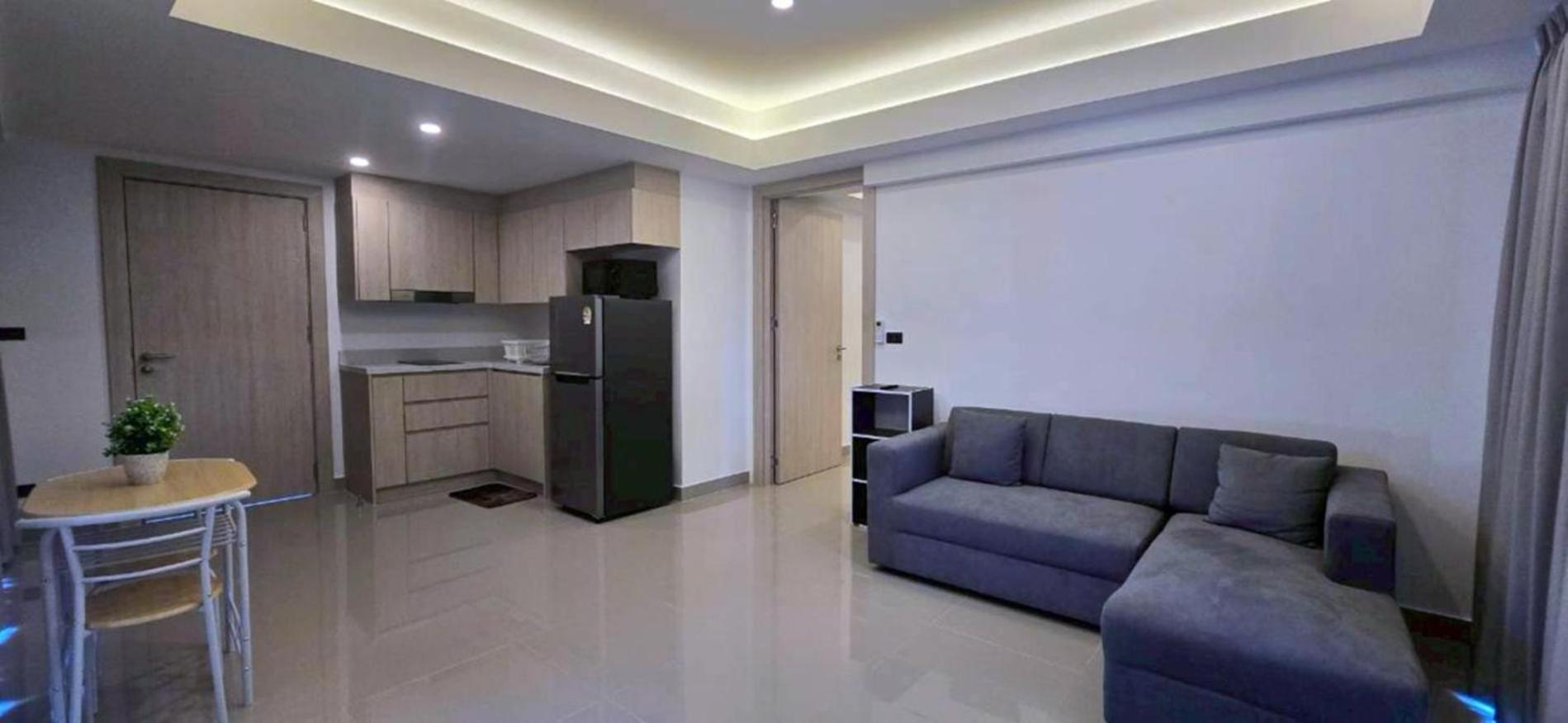 1br In The Middle Of Apartment *