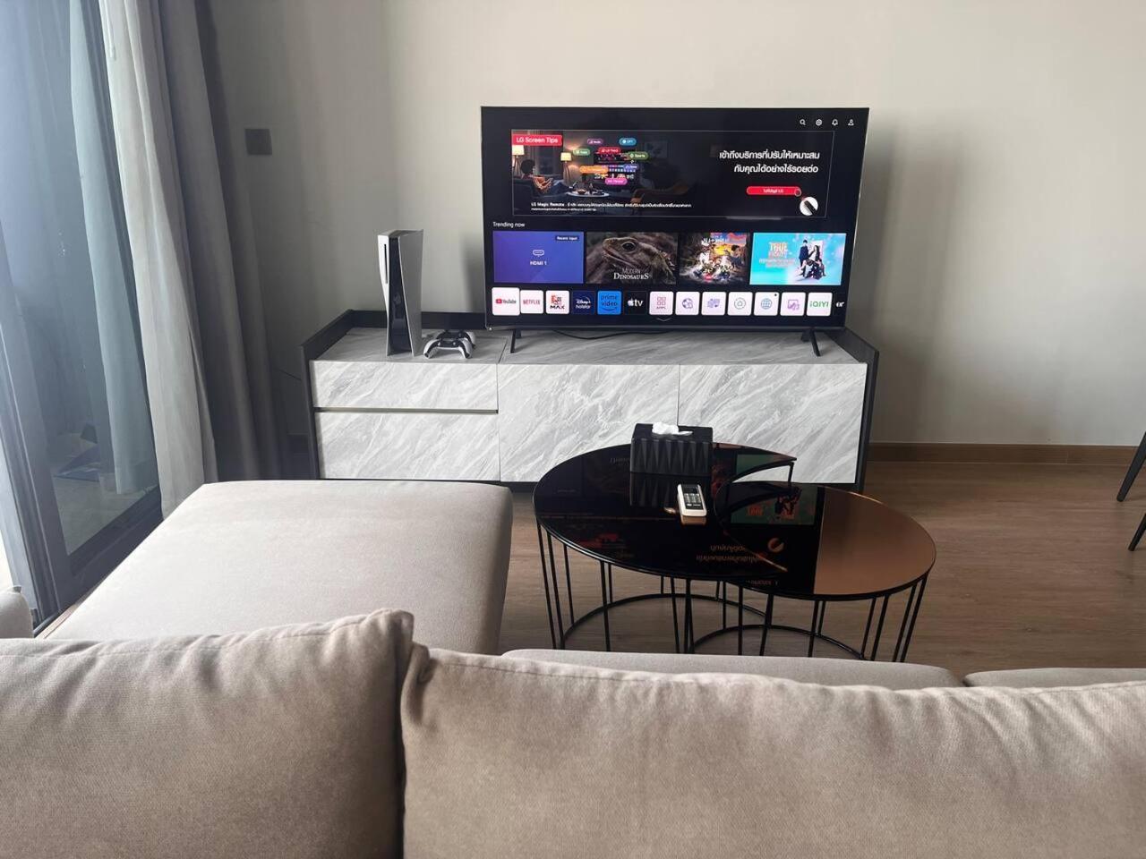 High End Large Sea View Apartment *