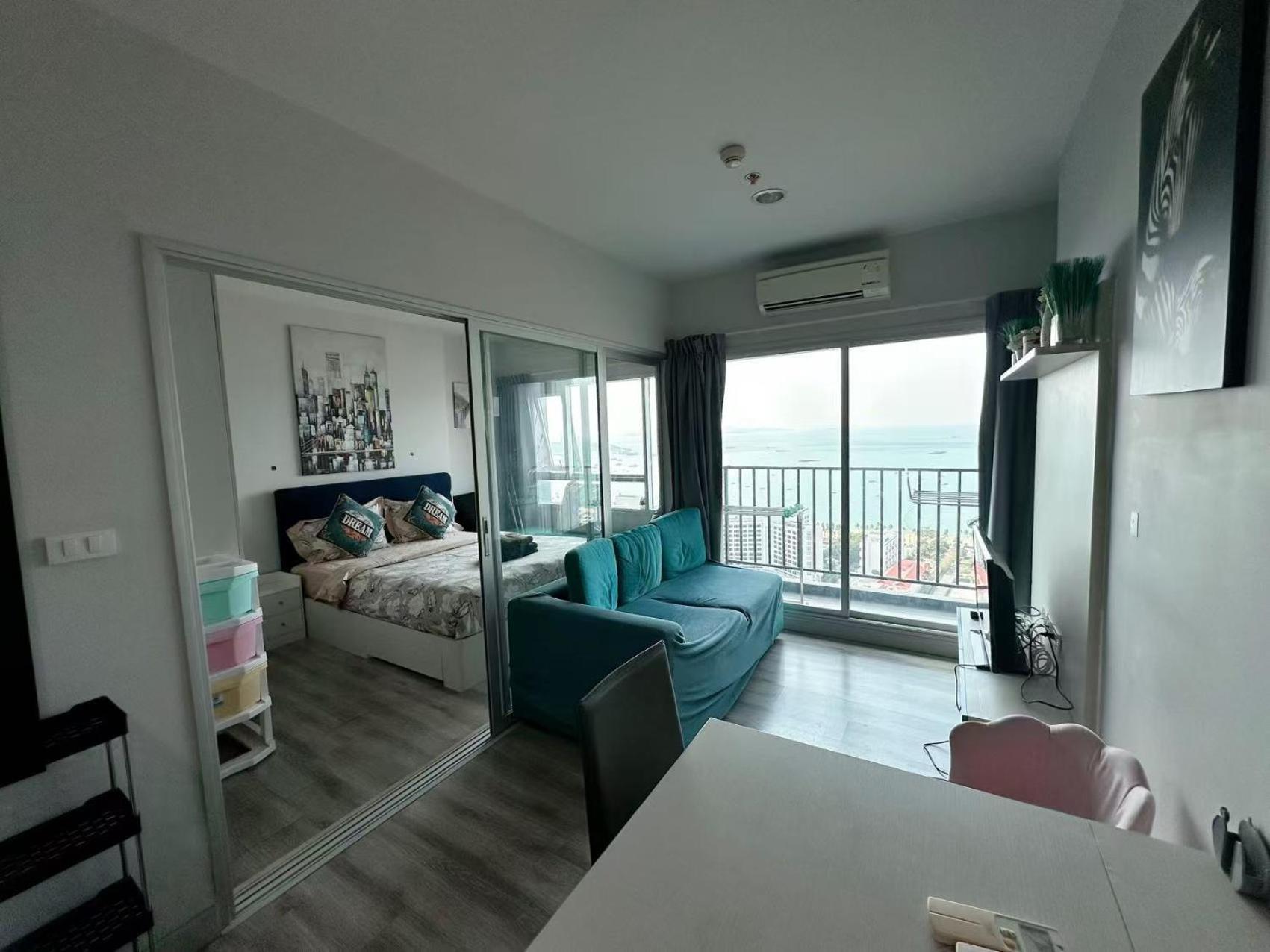 อพาร์ทเม้น Centric Sea Pattaya无遮挡正海景芭提雅最美海岸线 顶楼无边泳池健身房 *