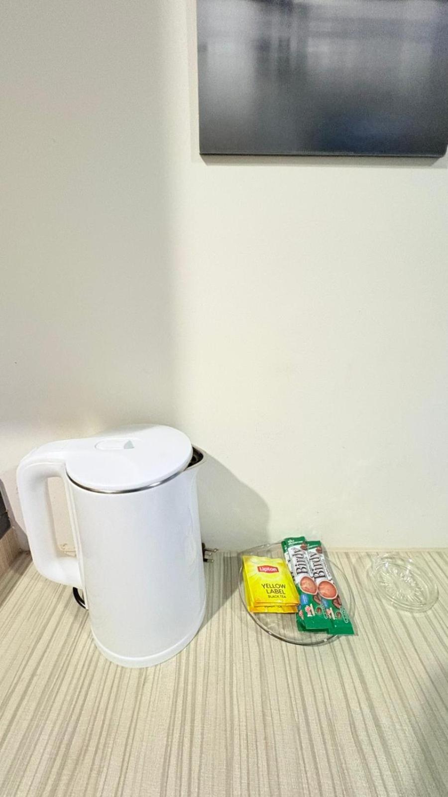 Unixx South - Modern Sea View Apartment *