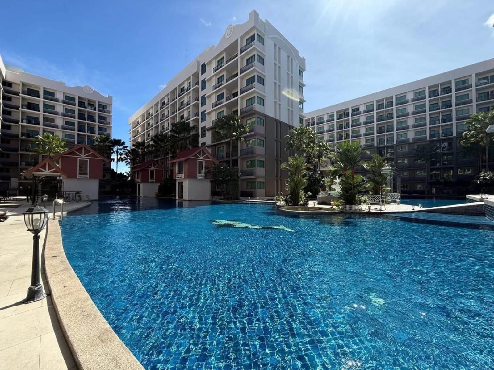 Arcadia Continental Apartment