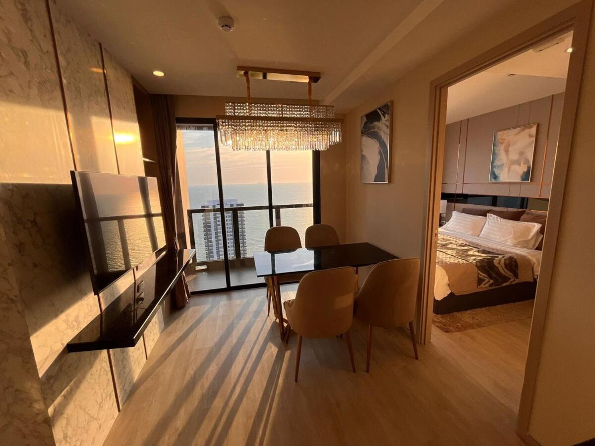 Apartment Luxury 2br Sea View Unit I 35th Floor Rare Unit Pattaya