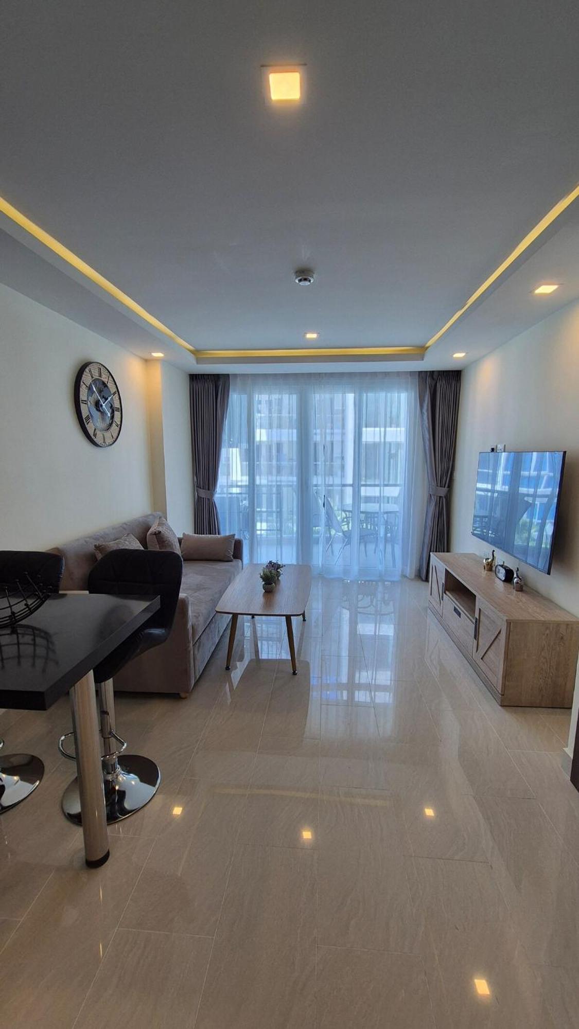 Grand Avenue D512 * Pattaya