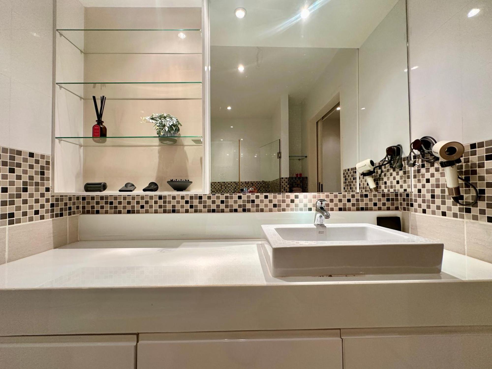 อพาร์ทเม้น Family 3-br #vn 2, Pratumnak - Pattaya