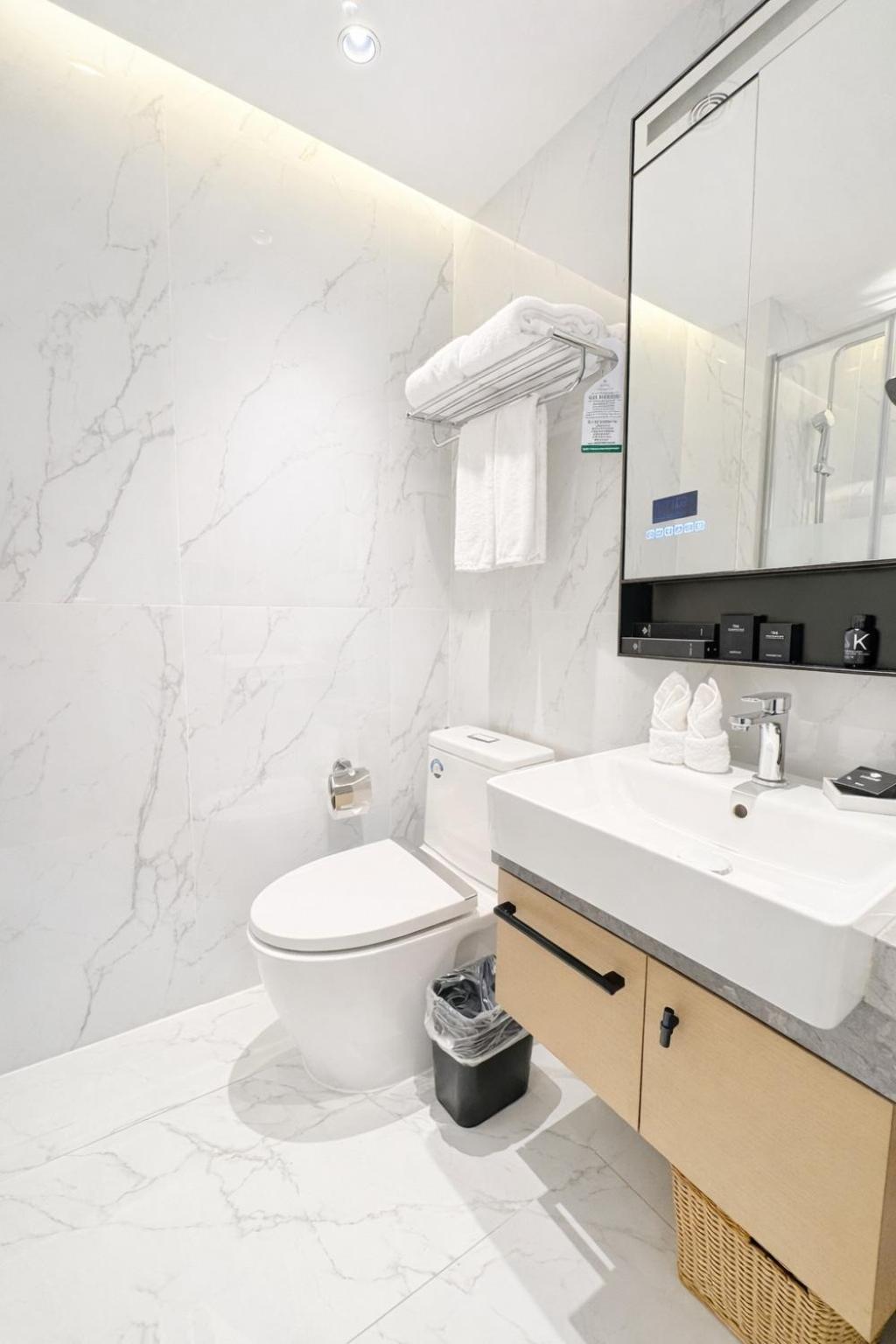 Hotel Beverly Mountain Bay, Trademark Collection By Wyndham Pattaya