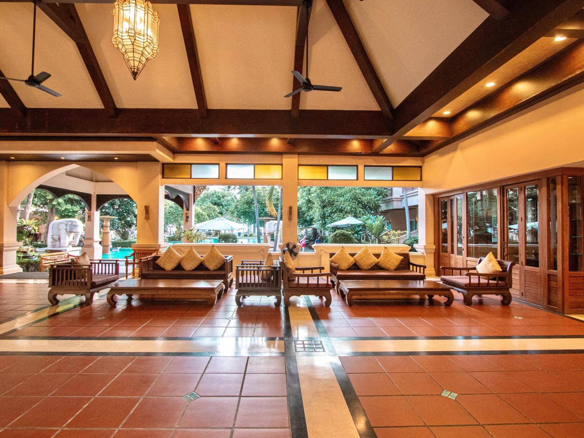 Avalon Resort