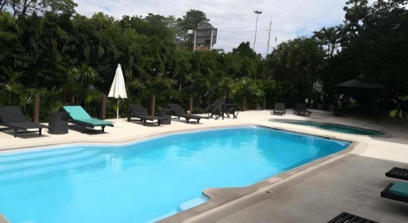 The Park โรงแรม