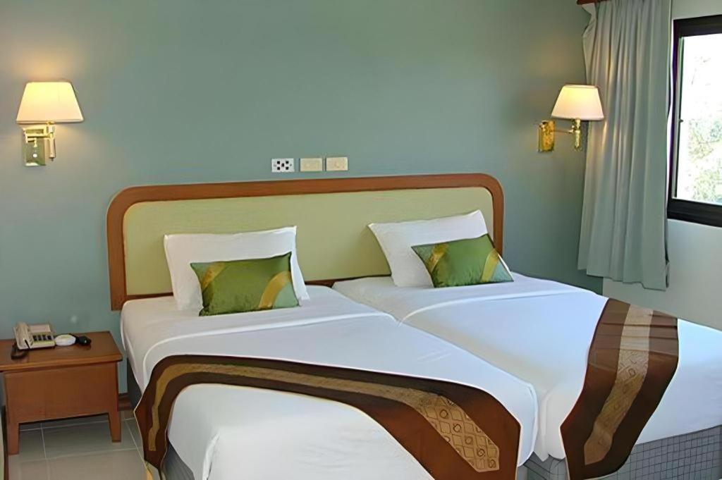 The Park Hotel 3*