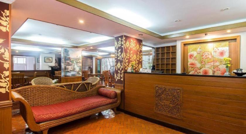 Chada Thai House Hotel 3*