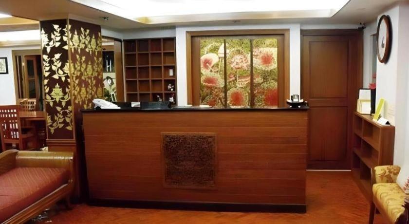 Chada Thai House Hotel 3*