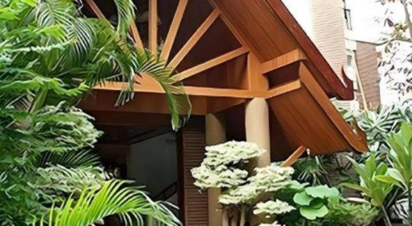 Hotel Chada Thai House 3*