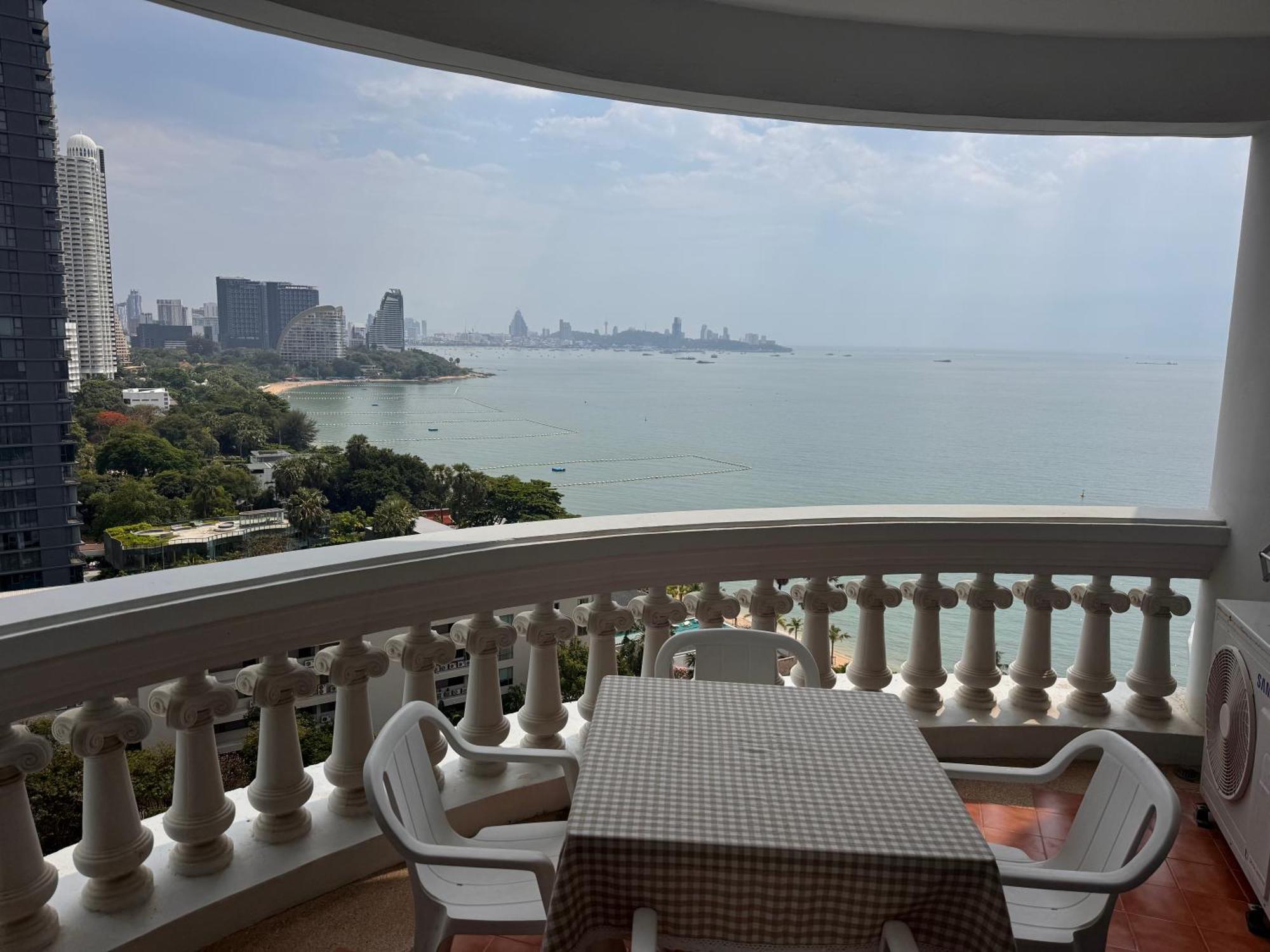 Park * Pattaya
