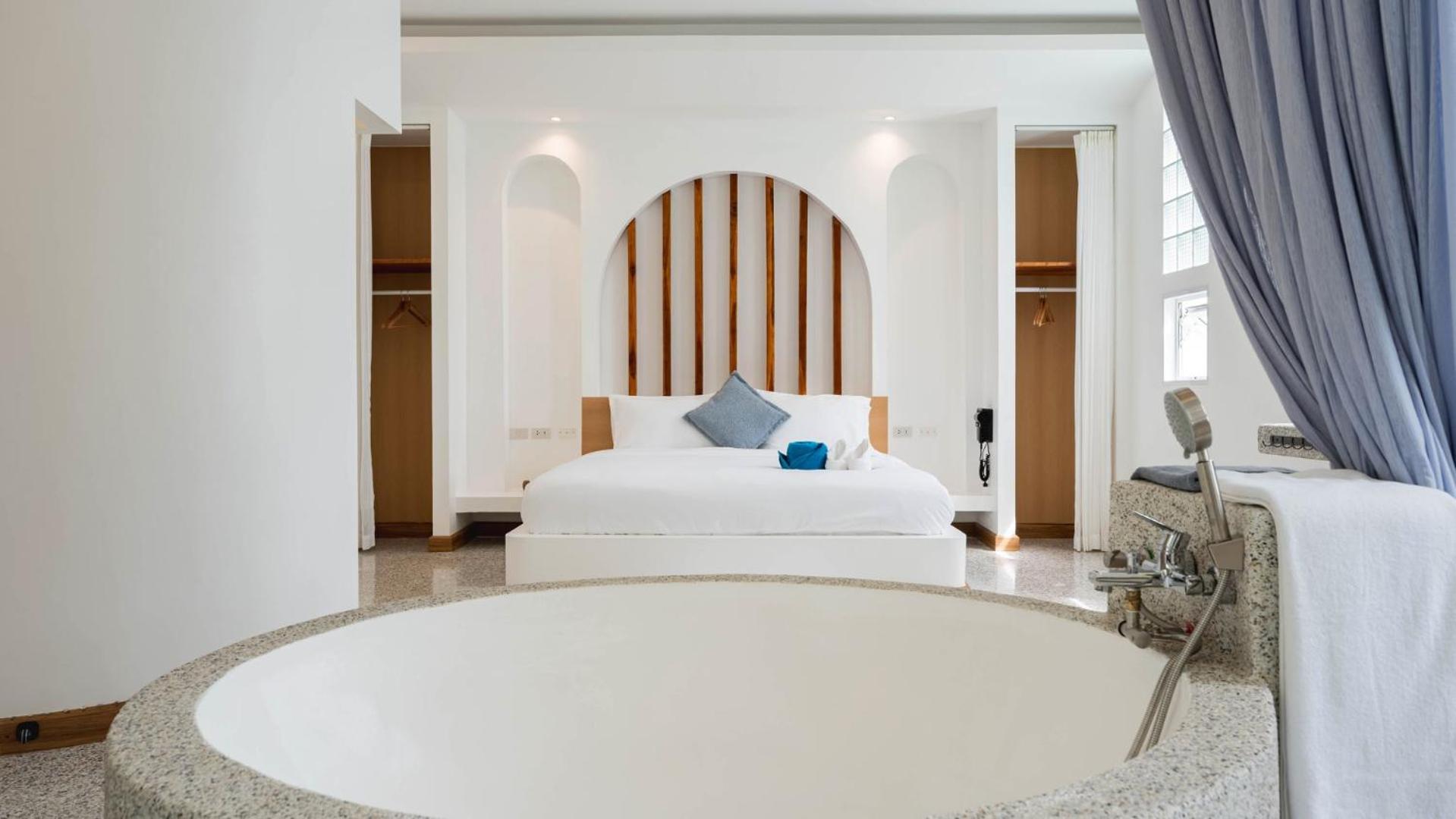 5 Bedroom 7bath Ktv Swimming Pool Villa *