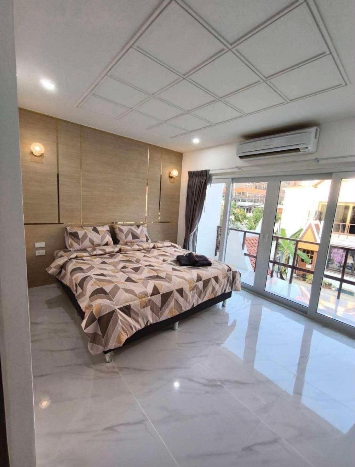 Corrib Village Phratamnak Cozy 4 Bdr Pool *