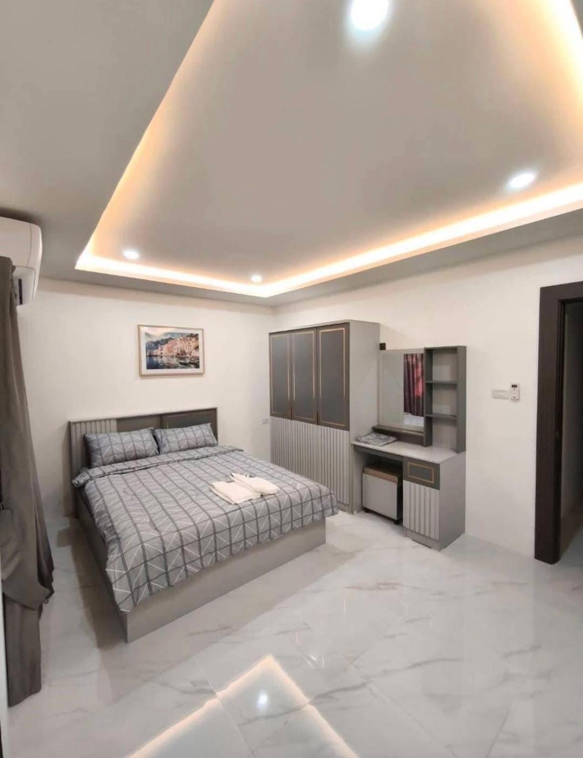 Corrib Village Phratamnak Cozy 4 Bdr Pool