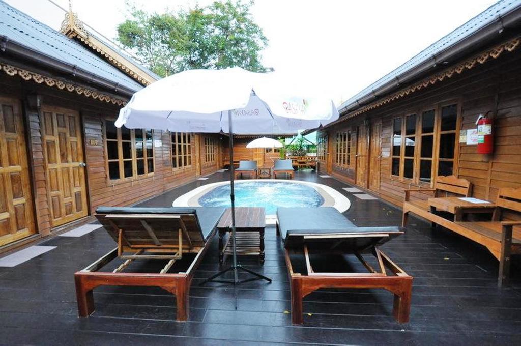Basaya Hotel&resort Hotel