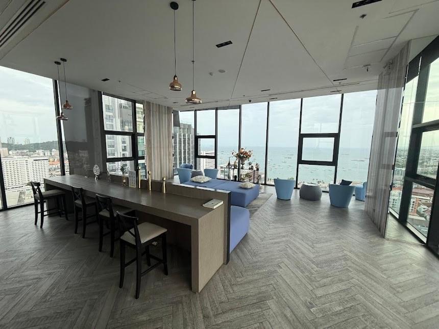 The Base Thai Apartment Pattaya