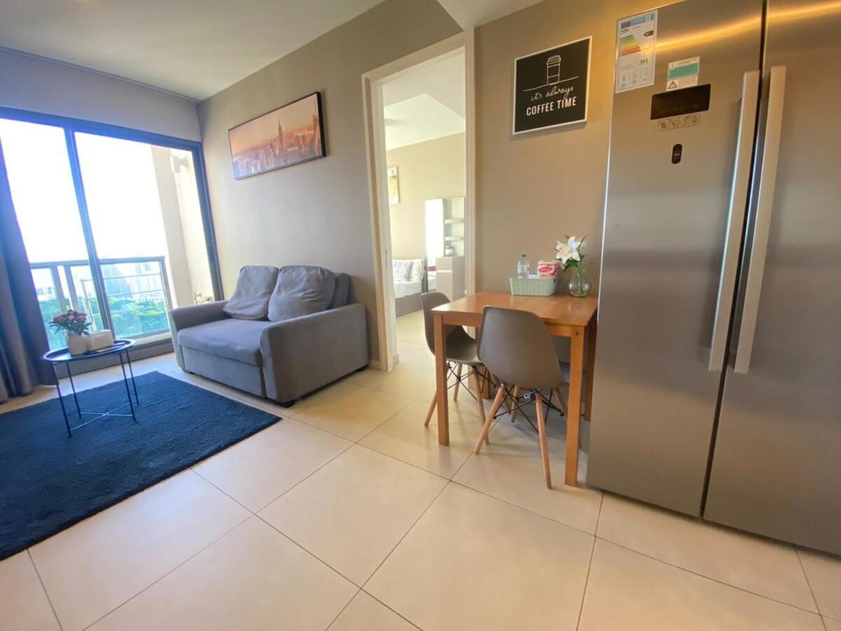 High Floor 2br Sea View Prime Location Apartment