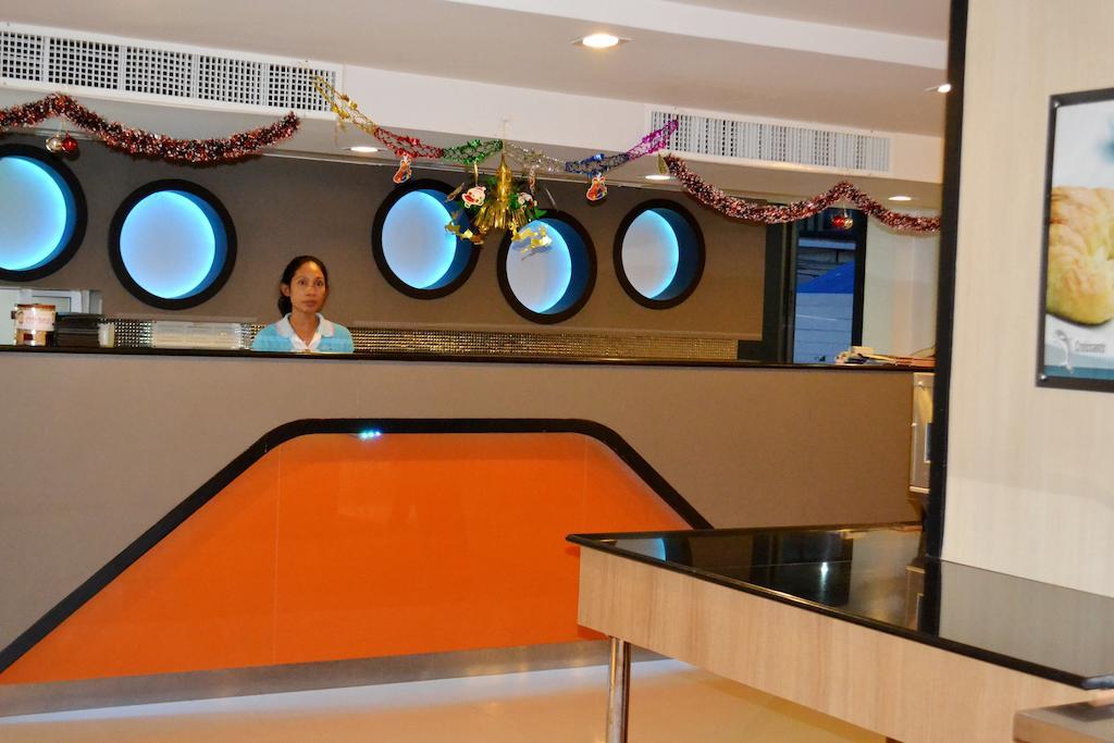 Flipper - Sha Extra Hotel